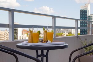 Habitación ejecutiva doble, 1 cama de matrimonio grande, terraza | Balcón
