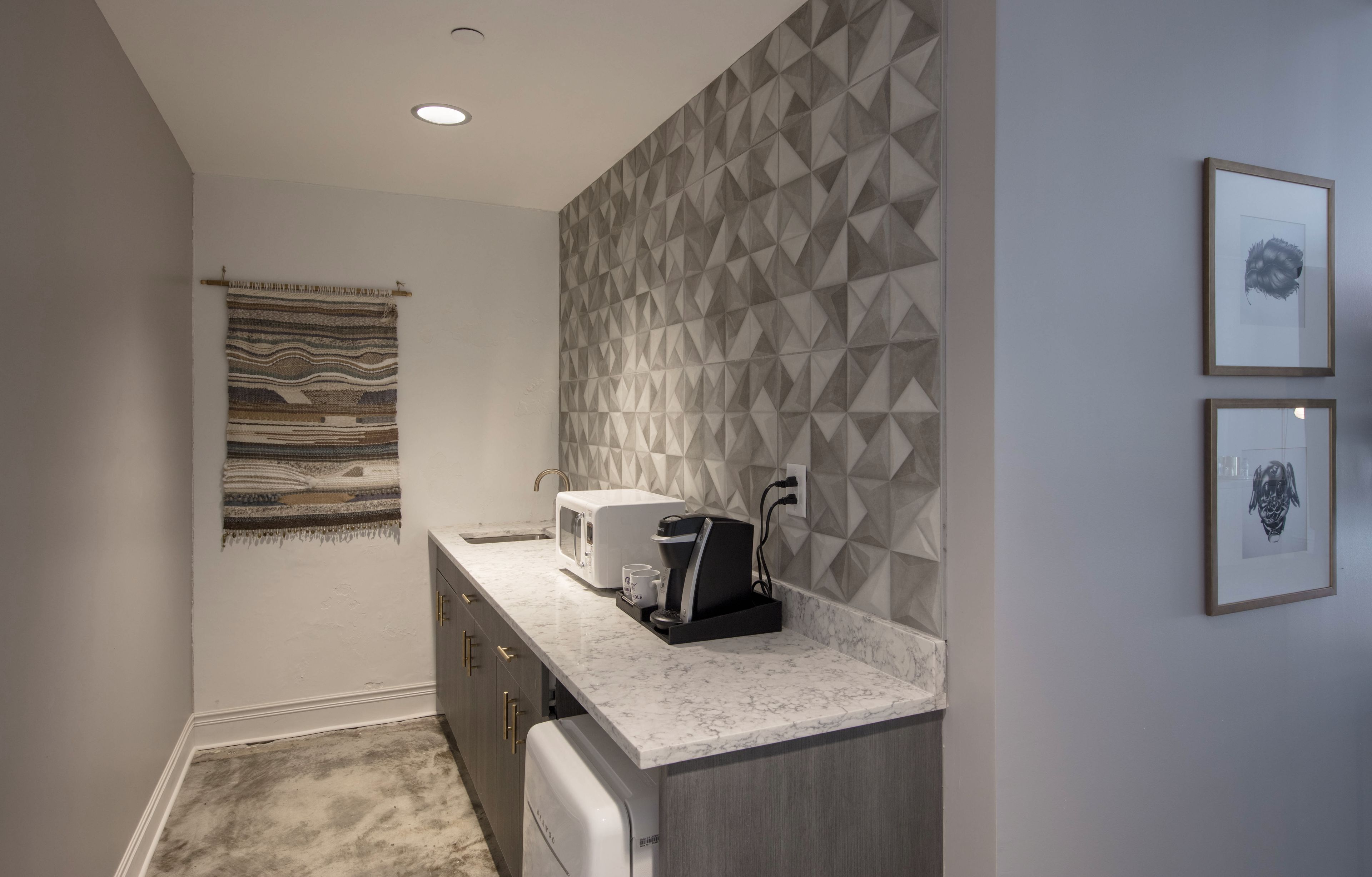 signature suite, 1 king bed | premium bedding, pillow-top beds, in-room safe, individually decorated