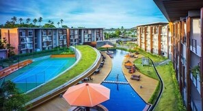 حمّام سباحة خارجي