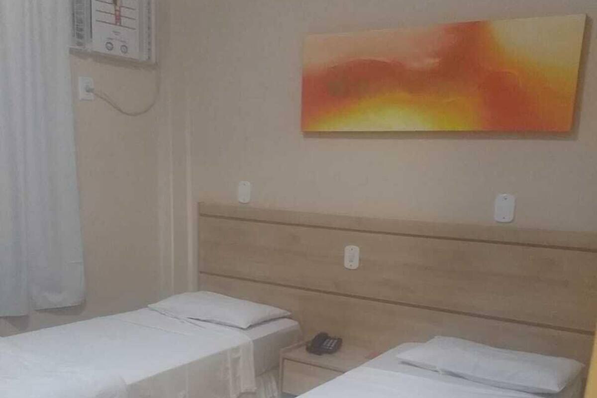 Minibar, free WiFi, bed sheets
