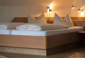 Habitación estándar doble | Caja fuerte y decoración individual
