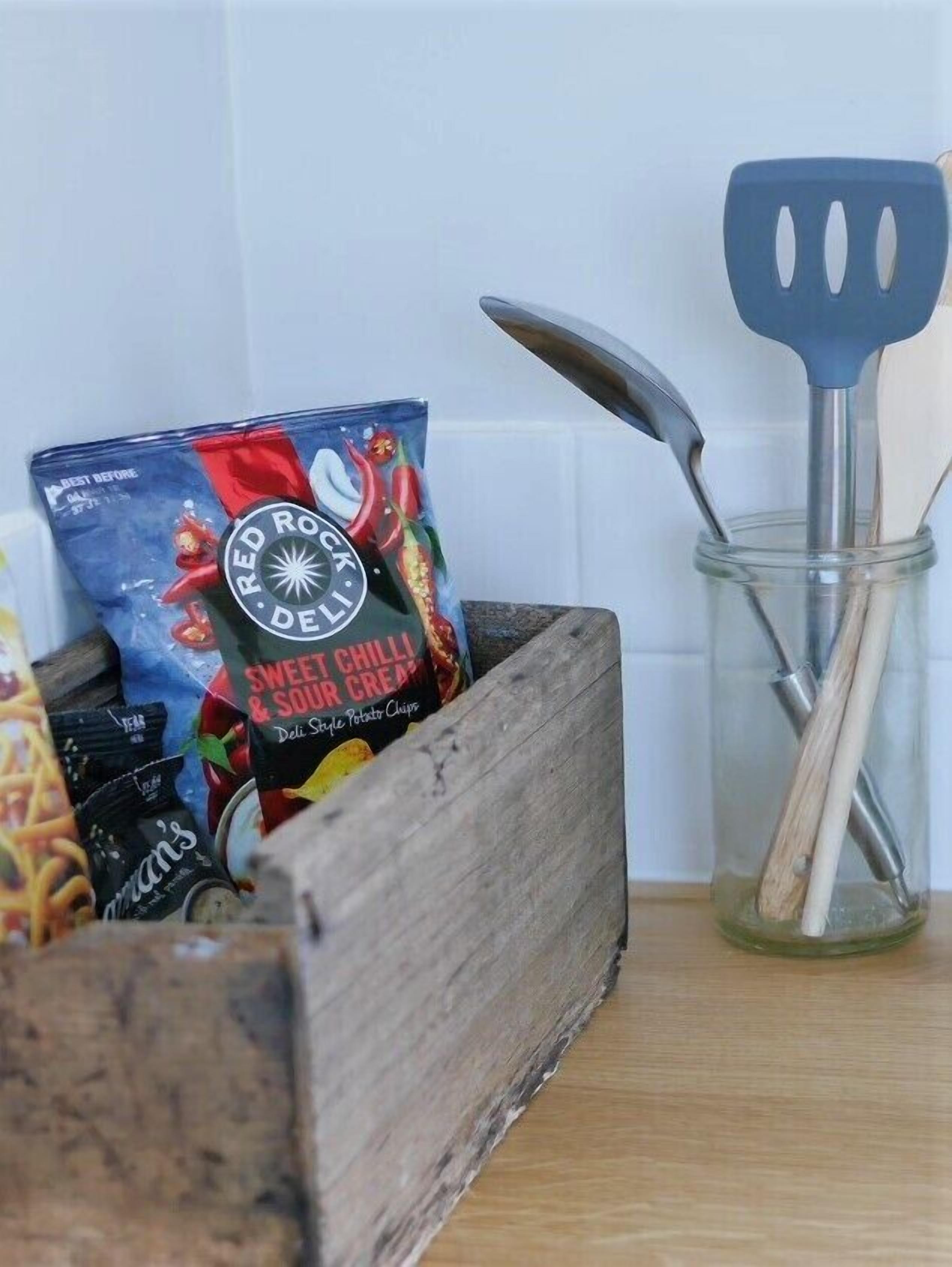 Flotsam Studio Accommodation — image 15