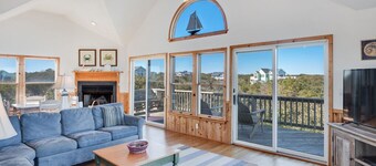 Sea-renity: Spindrift recintato, piscina privata e vasca idromassaggio.