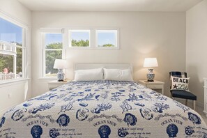 5 bedrooms, iron/ironing board, WiFi, bed sheets - Tides & Tees: Private Pool & Spa, Golf Discounts (Corolla)