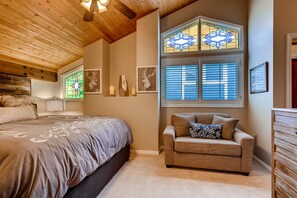 3 bedrooms, iron/ironing board, Internet, bed sheets