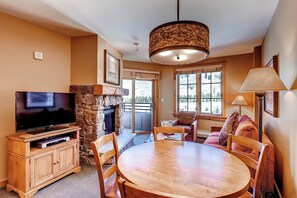 TV, fireplace, DVD player, stereo
