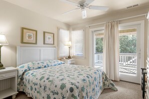 5 chambres, fer et planche à repasser, Wi-Fi, draps fournis