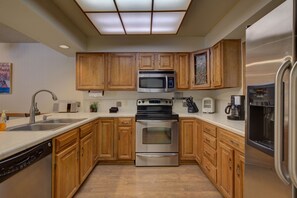 Fridge, microwave, oven, stovetop - Original showroom of the Atrium Condominiums! (Breckenridge)