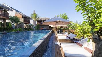 Outdoor pool, open 7:30 AM to 10 PM, pool umbrellas, sun loungers