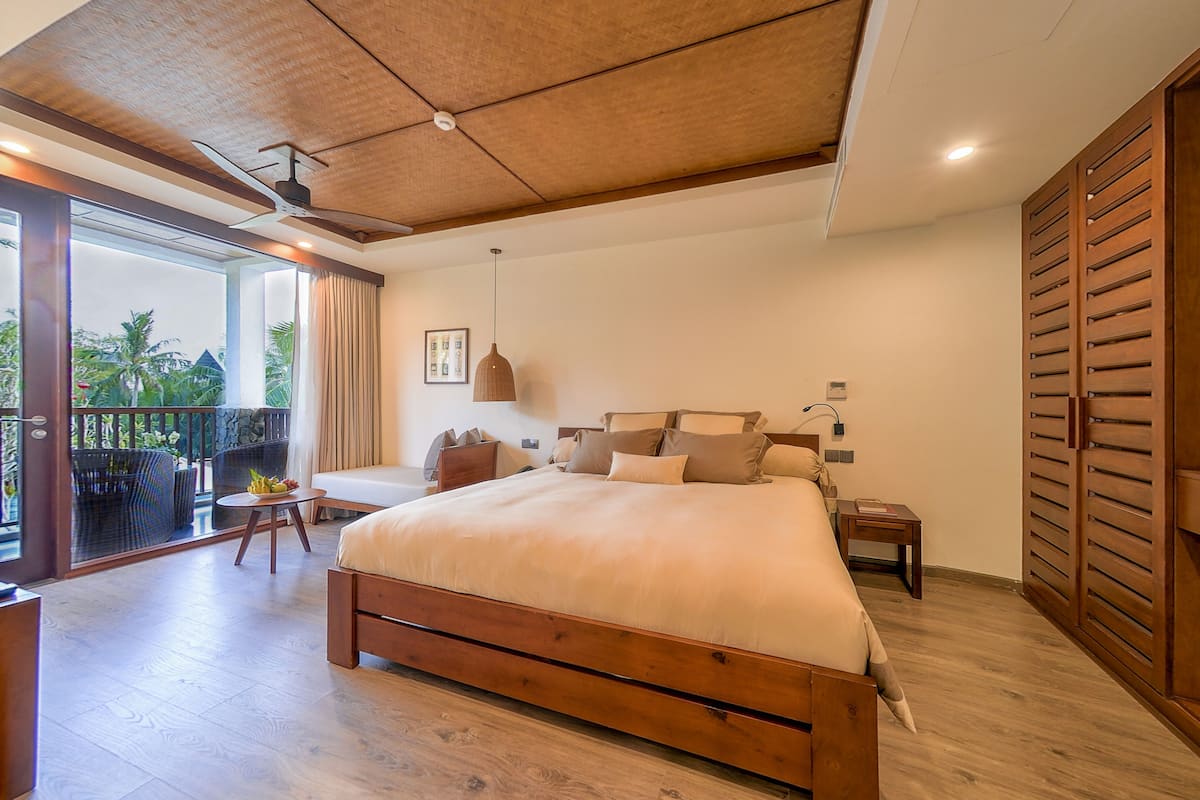 Habitación Deluxe, balcón | 1 habitación, sábanas italianas Frette y ropa de cama de alta calidad