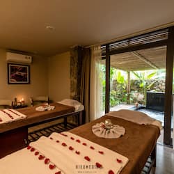 Steam room, body treatments, hot stone massages, deep-tissue massages