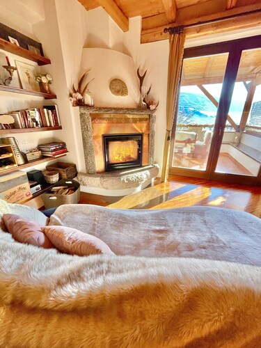 Viehättävä navetta Dolomiiteilla. Panoramic terassit ja takka Unescon alueella