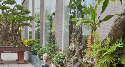 Phu Cuong Beach Hotel