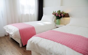 Coffres-forts dans les chambres, Wi-Fi gratuit, draps fournis