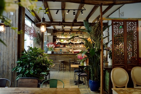 Lobby sitting area. Peking Station Hostel