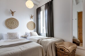 3 chambres, fer et planche Ă repasser, Wi-Fi, draps fournis