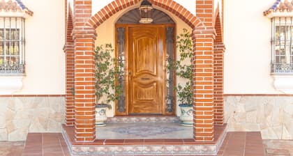 Cubo's Casa Rural Villa Catalina / private pool / terrace / free wifi / BBQ