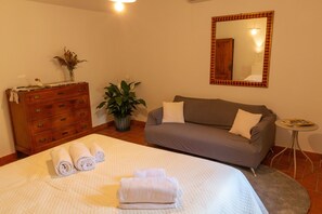 5 bedrooms, iron/ironing board, travel crib, free WiFi