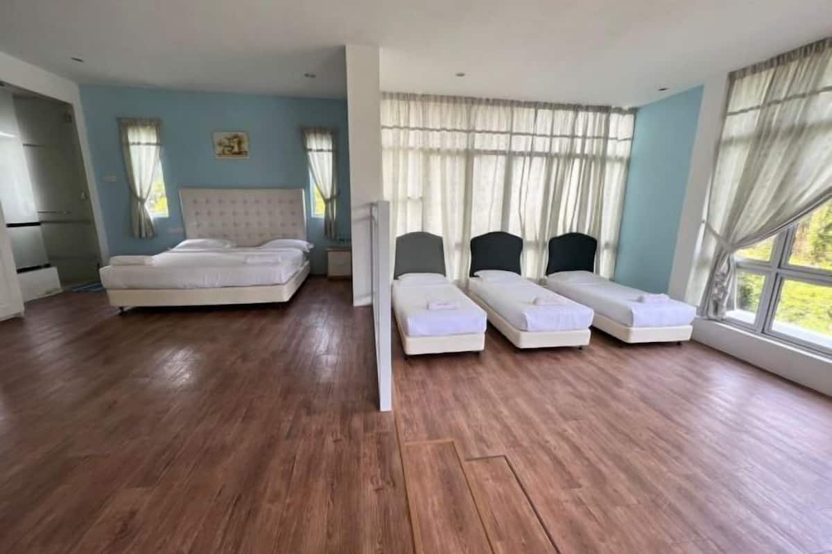 Iron/ironing board (on request), WiFi (free), bed sheets