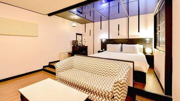 Quarto standard | Quartos à prova de som, Wi-Fi de cortesia, roupa de cama