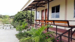 숙박 시설 구내