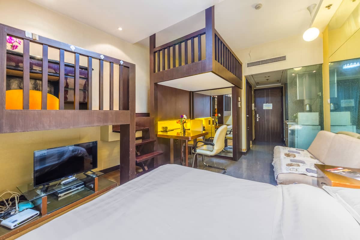 Habitación familiar | Escritorio, espacio para trabajar con un portátil, cortinas opacas