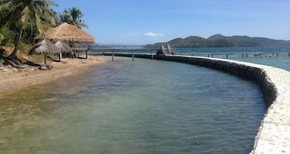 Iris Island Eco Resort