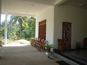 Terrace/patio - Nadun Rest (Polonnaruwa)