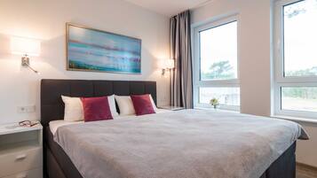 3 Schlafzimmer, Schreibtisch, Reisekinderbett, WLAN