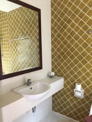 Superior Double Room | Bathroom sink