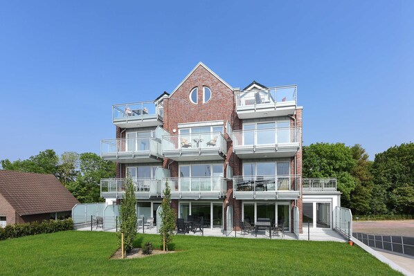 Imagen sin descripción, 1 de 24, botón