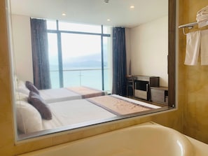 Family Quadruple Room, 1 Bedroom | Premium bedding, minibar, in-room safe, desk - Lenid Nha Trang Hotel (Nha Trang)