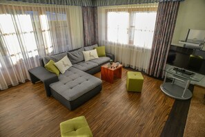 Fernseher, Kamin