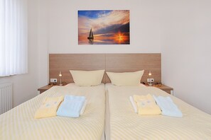 2 Schlafzimmer, Reisekinderbett, WLAN