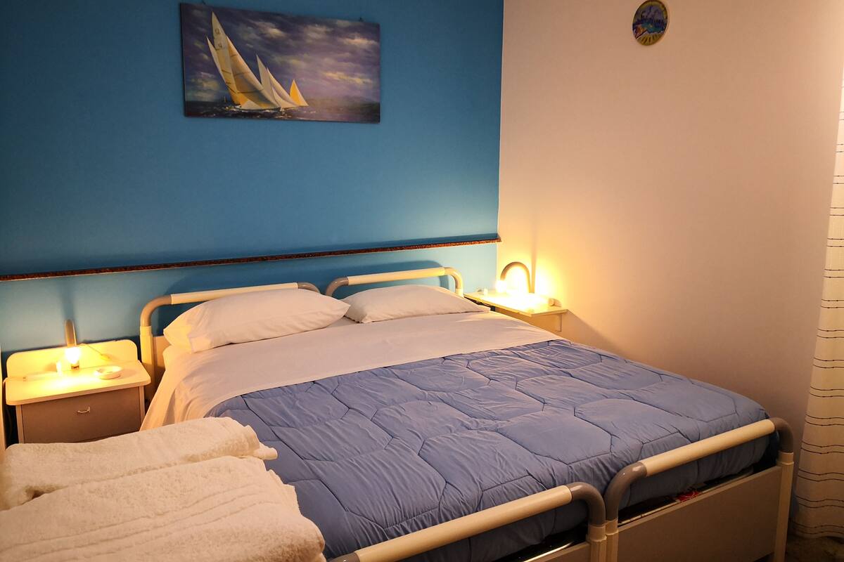1 bedroom, desk, iron/ironing board, free WiFi