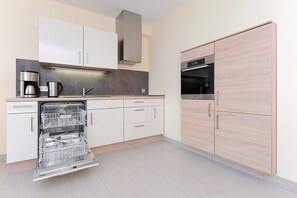 Fridge, microwave, oven, dishwasher