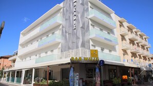 숙박 시설 정면