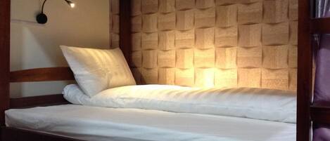 In-room safe, soundproofing, iron/ironing board, free WiFi