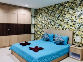 Deluxe King Room | Minibar, bureau, Wi-Fi gratuit