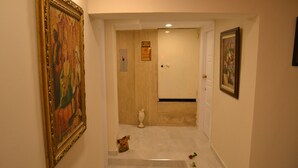 Hallway - In Istanbul Hotel (Istanbul)