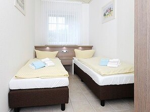2 Schlafzimmer, Reisekinderbett, WLAN