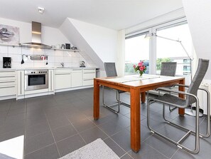 Fridge, microwave, oven, dishwasher - Apartment North Sea Sun - North Sea Garden Park North Sea pride (Esens)