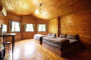 Desk, blackout curtains, free WiFi, bed sheets
