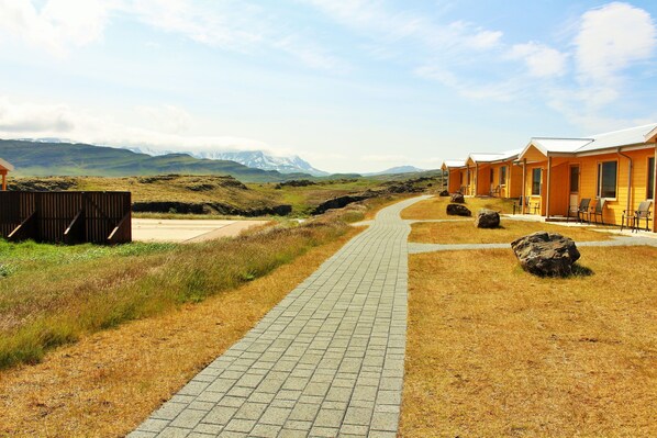 Property grounds - Fossatún Country Hotel (Borgarnes)