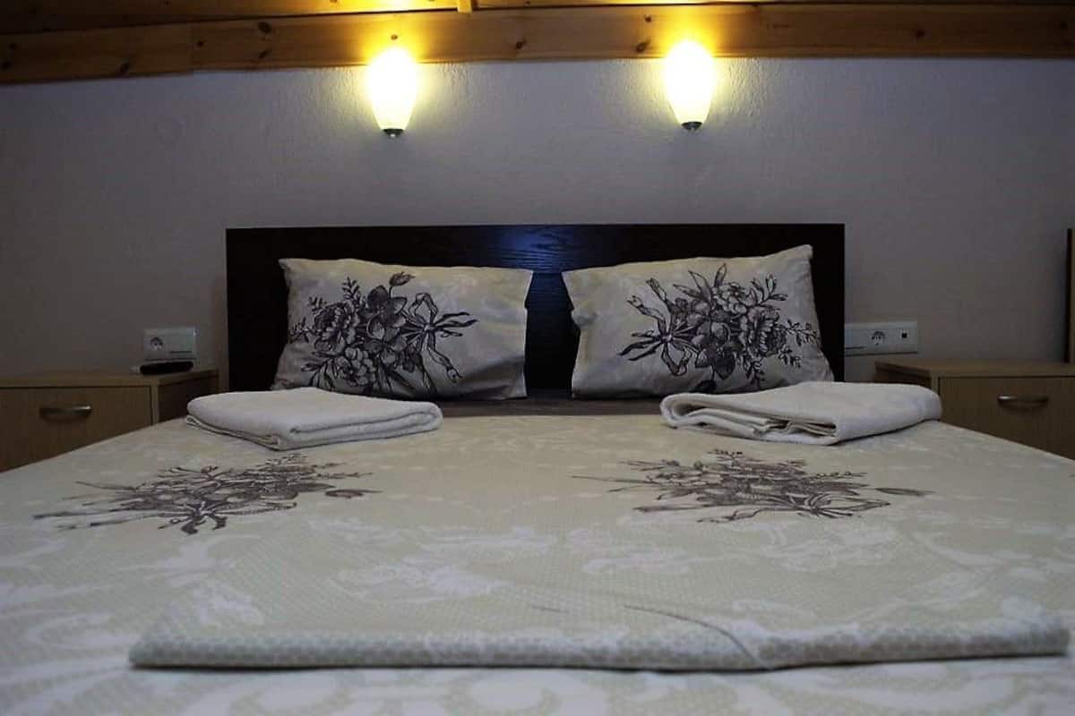 Iron/ironing board, free cots/infant beds, free WiFi