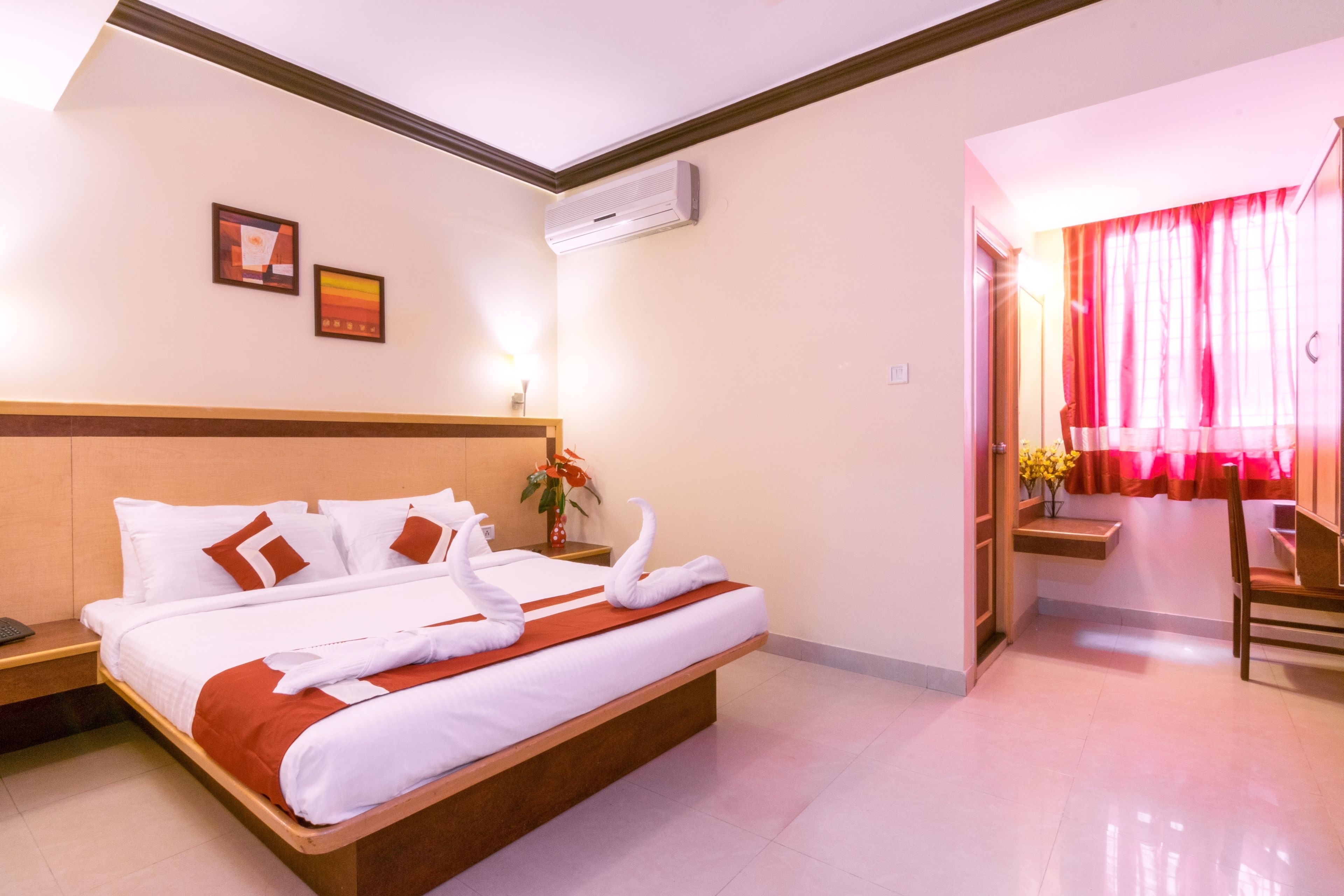 deluxe double room, 1 bedroom, non smoking, city view | desk, rollaway beds, free wifi