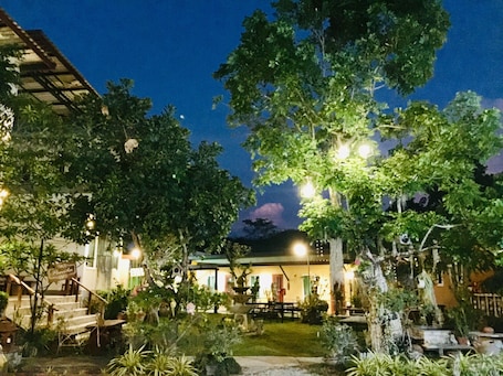 LCD TV. Panida Goodwill