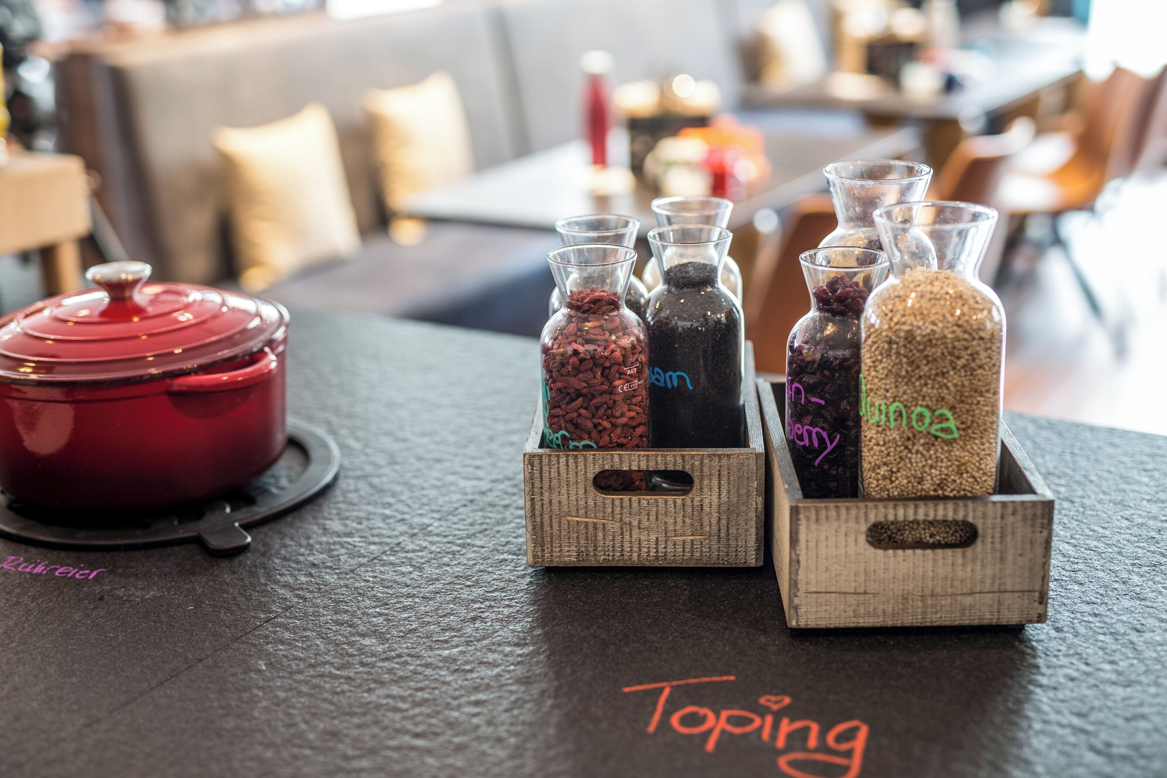 breakfast, lunch, dinner served; local and international cuisine