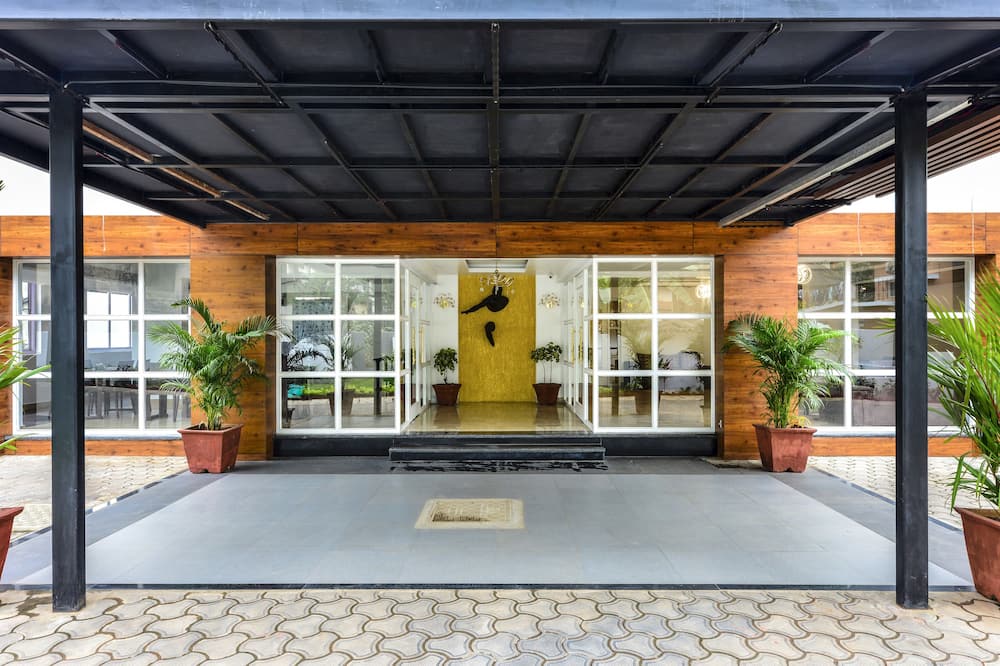Hotel Golden Plateau