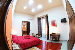 Standard Double Room | Desk, iron/ironing board, free cots/infant beds, rollaway beds - Casa Lissania (Lamezia Terme)